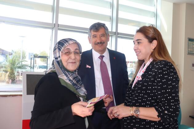 FARKINDALIK SAYESİNDE MEME KANSERİ ÖNLENEBİLİR 11 IMG 20231031 WA0012