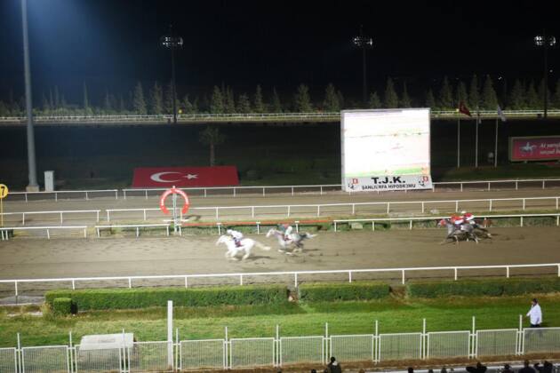 8835fbd8 861e 47e5 881b 7aa62d9e6fdc