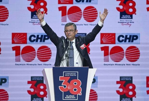 CHP’nin Yeni genel başkanı Özgür Özel 