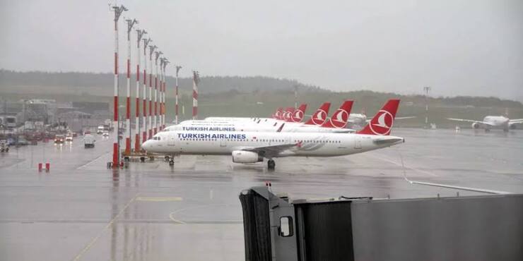 Urfa Haberleri Kar yağmur fırtına İstanbul’da uçak seferlerini aksattı