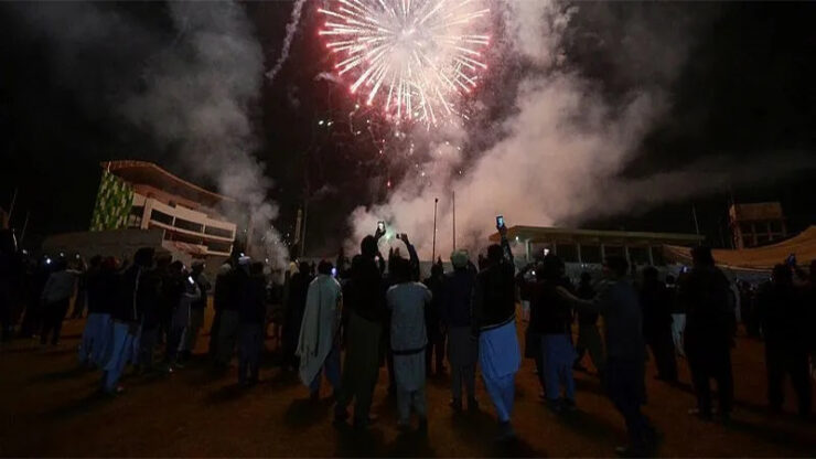 Urfa Haberleri Pakistan’da yılbaşı kutlamaları yasaklandı