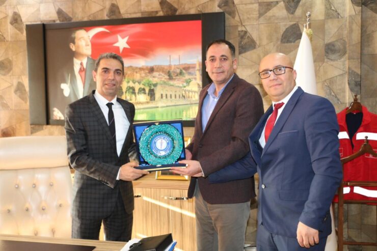 Urfa Haberleri Abdulkadir Yabir yeni il müdürü Kayhan Özok’u ziyaret etti