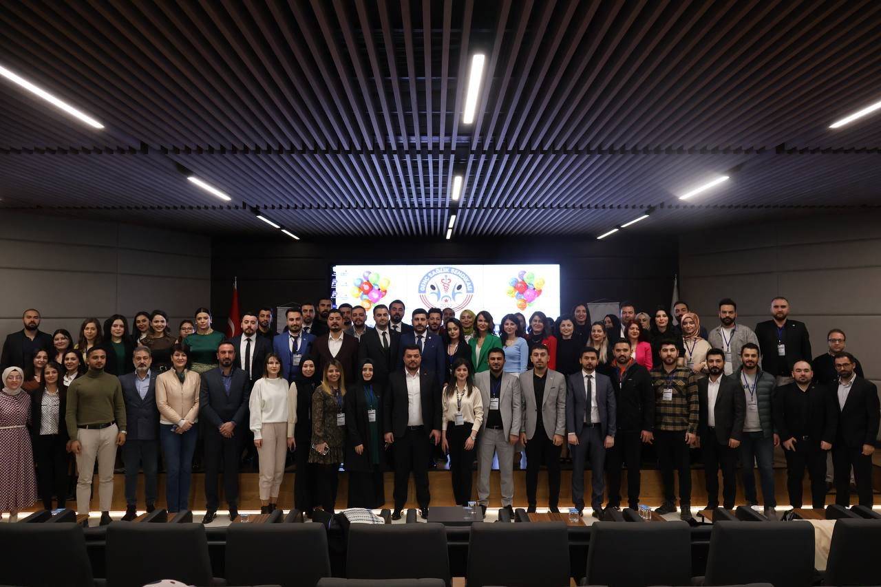 Genc Saglik Sen 1 Ulusal Hemsirelik Sempozyumu Yogun Katilimla Gerceklesti