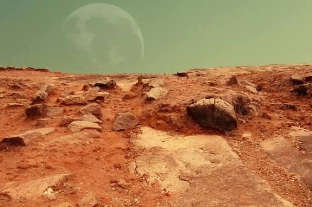 Mars’ta eski bir gölün varlığa işaret eden veriler elde edildi
