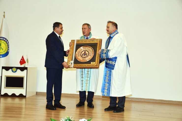 2024 03 hulusi akara harran universitesinde fahri doktora belgesi verildi scaled