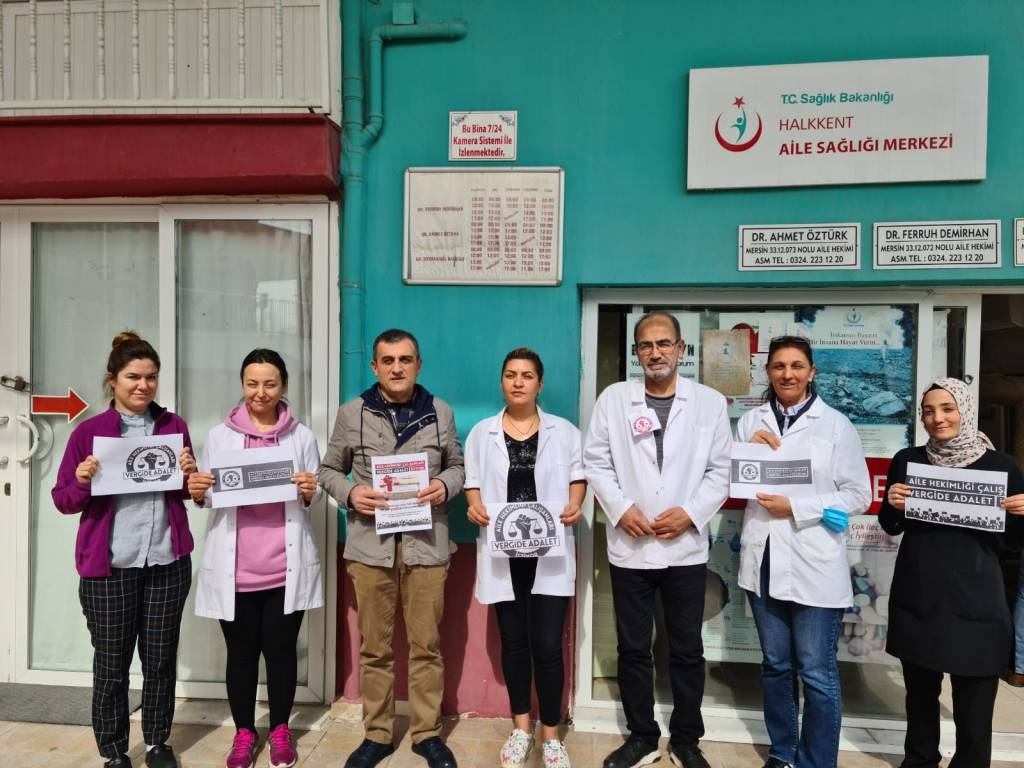 Hekimlerden 14 Mart Tip Bayrami Mesaji