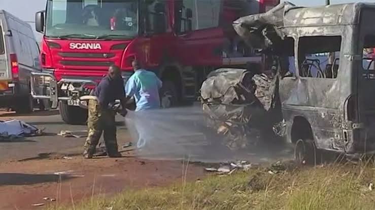 Güney Afrika’da trafik kazası: 45 ölü