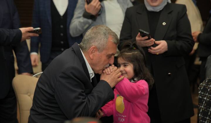 b6bd0806 ba96 46f2 a8d0 db1119f0e600