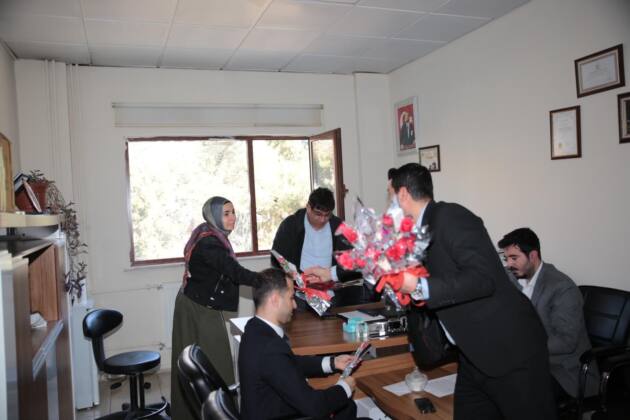 f71211d8 ad62 4d65 bad1 8db0fa3f964e