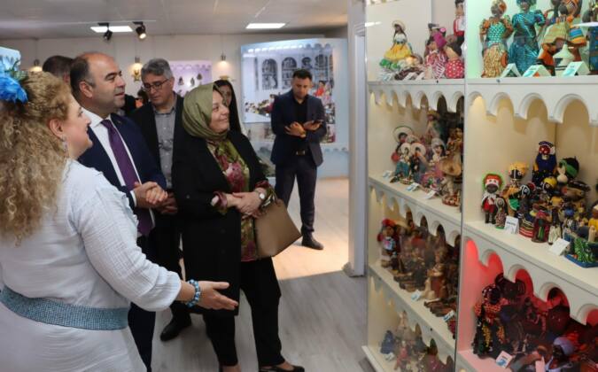 DÜNYA BEBEKLERİ KARAKÖPRÜ'DE 6 d410ca73 9515 4046 a39a 05d0a33a8cda