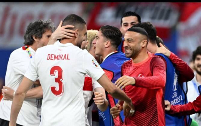 Bizim Çocuklar çeyrek finalde 11 IMG 20240702 WA0064