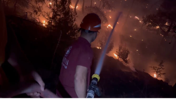 alevler yerleşim yerlerini tehdit ediyor 10 IMG 4331