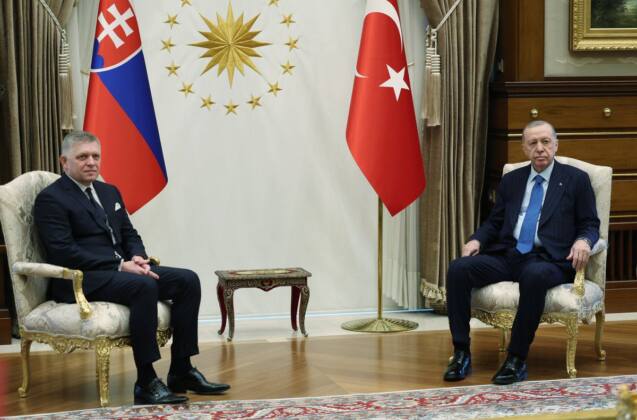 Erdoğan: Suriye'ye yönelik kısıtlamalar kaldırılmalı 14 IMG 20250120 WA0023