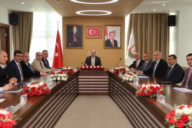 ŞANLIURFA BÜYÜKŞEHİR BELEDİYESİ'NDE TOPLU İŞ SÖZLEŞMESİ 15 IMG 20250121 WA0070