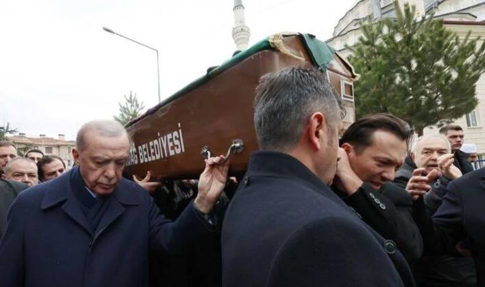 Kartalkaya kurbanlarına veda: Cumhurbaşkanı Erdoğan gözyaşlarını tutamadı 11 IMG 20250122 WA0016