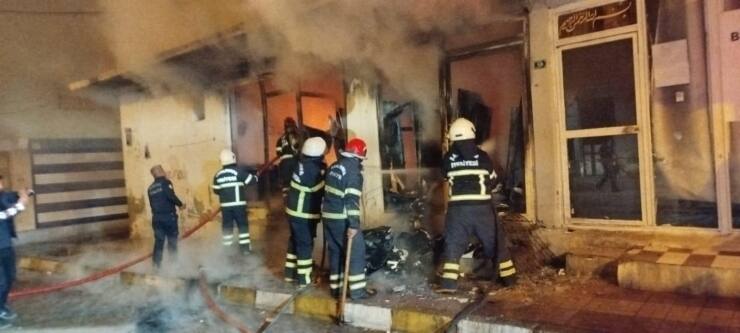 84965651 18cb 40d8 bafc 31b082b9b637