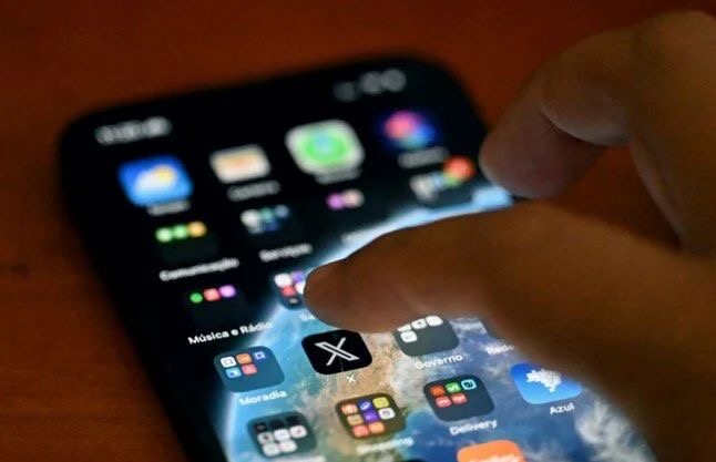 46900742 254b 408b 997e 66bb7b40229f