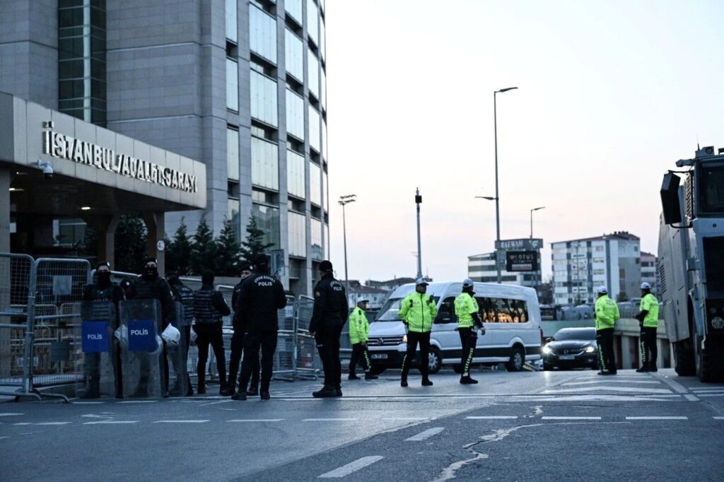 51392fc8 e04c 4b52 a644 45f932e3ab27