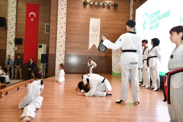 357709a8 7039 463d 8d35 af841a11970a