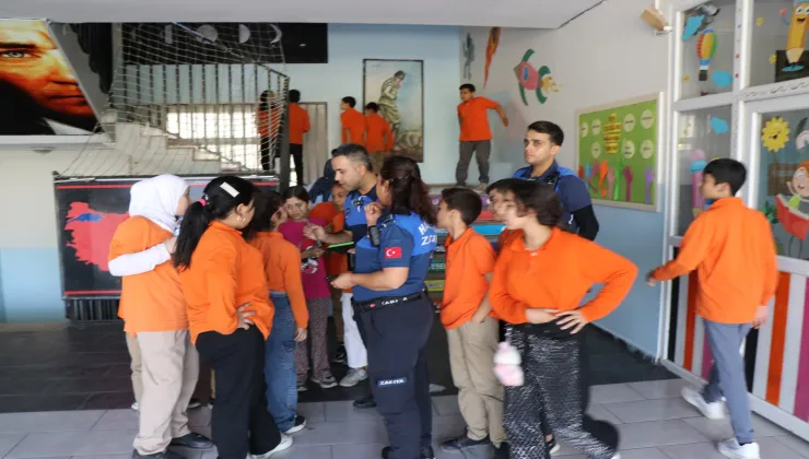 ÖĞRENCİLERE ‘BİLİNÇLİ TÜKETİCİ’ SEMİNERİ 15 IMG 20251009 WA0020