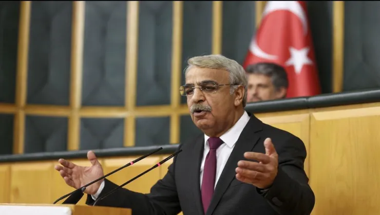 Mithat Sancar: “Sürecin rotası barışsa, pusulası demokrasi, özgürlük, eşitlik ve adalet olmalıdır” 