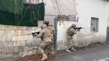 Terör Örgütü DAEŞ operasyonunda 92 gözaltı