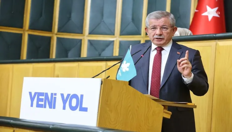 Davutoğlu: “Suriye’deki Kürt kardeşlerimiz bizim akrabalarımızdır, soydaşlarımızdır”