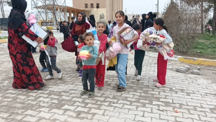 Hollandalı gurbetçilerden Akçakale’de 1500 çocuğa bayram sevinci